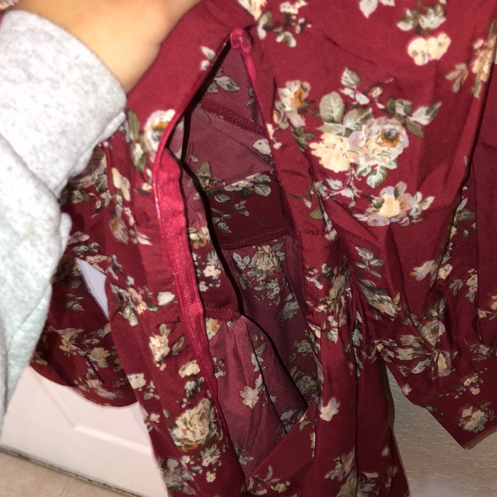 Long Sleeve Red Flower Dress - Picture 12 of 12